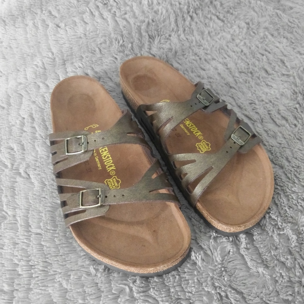 NWOT Rare Metallic Birkenstock Grenada